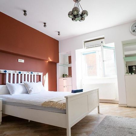 Cozy Studio Universitate Бухарест Екстер'єр фото